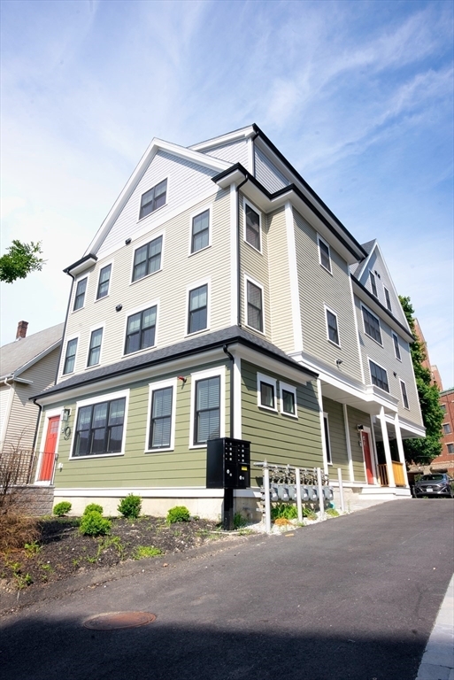Property Photo:  9 Everett Street  MA 02134 