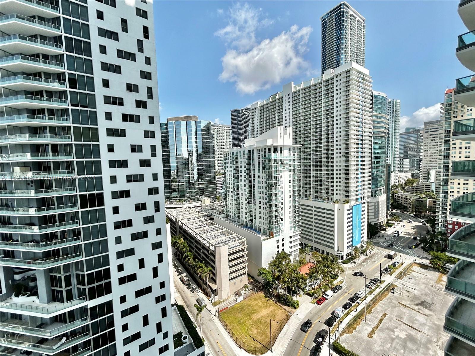 Property Photo:  1331 Brickell Bay Dr 2105  FL 33131 