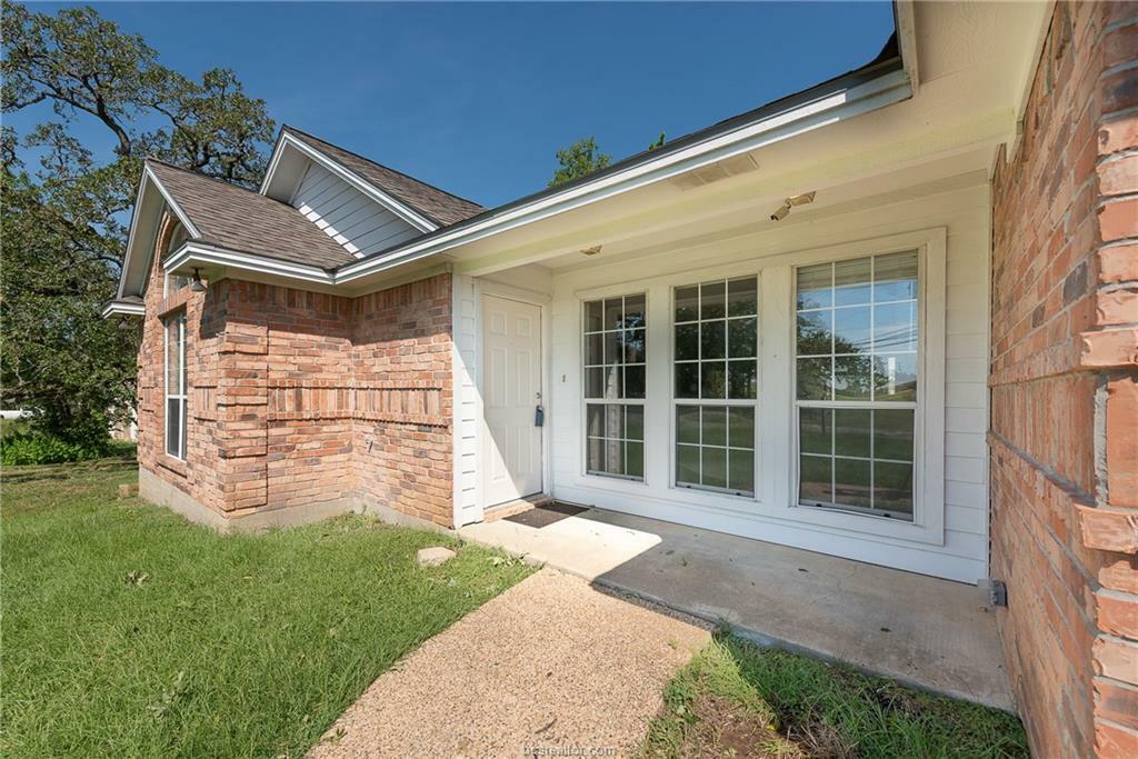 Property Photo:  123 Mile Drive  TX 77845-5029 