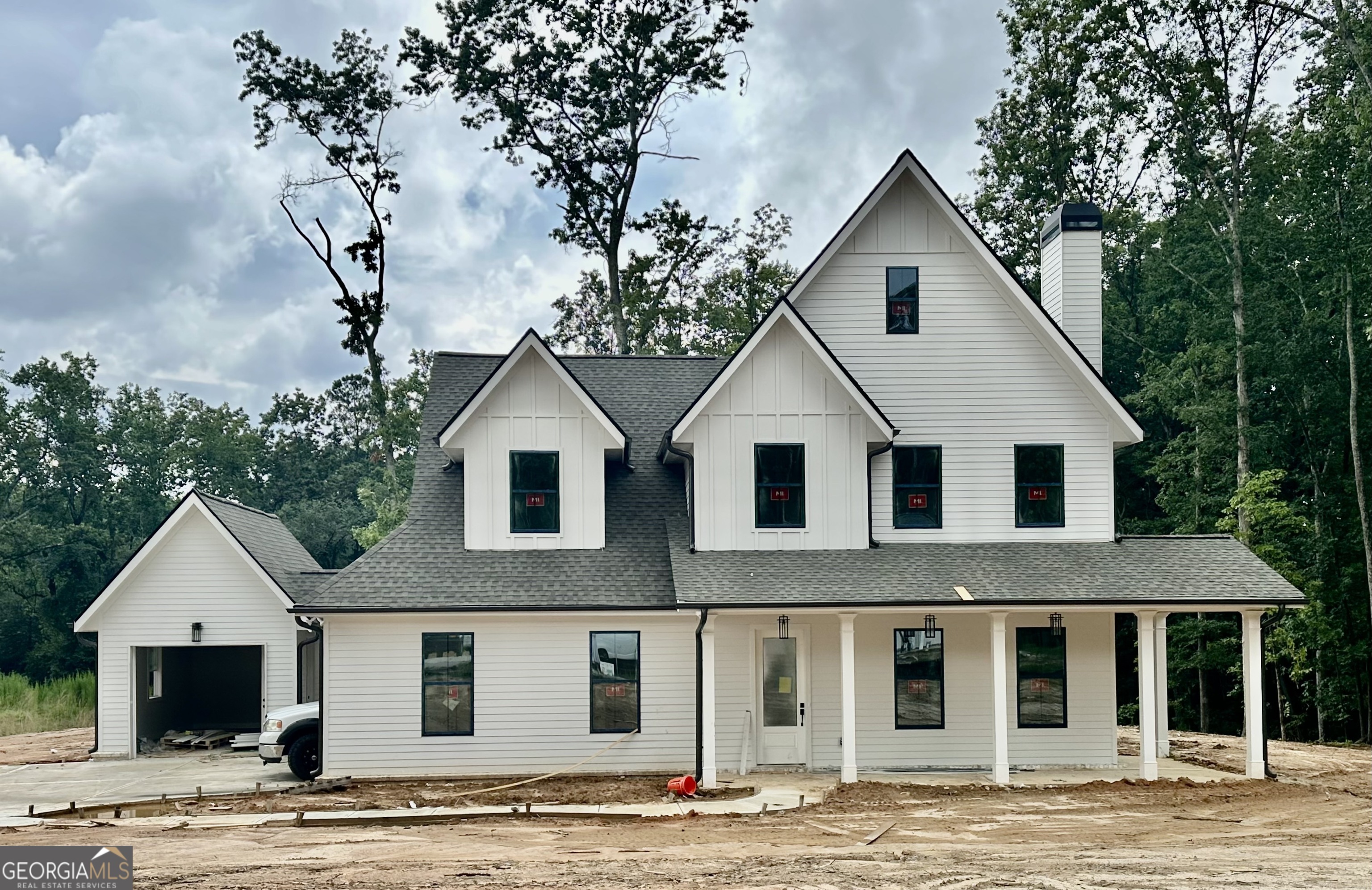Property Photo: 250 Ewing Way GA 30019
