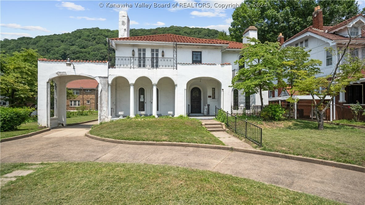 Property Photo: 2406 Kanawha Boulevard E WV 25311