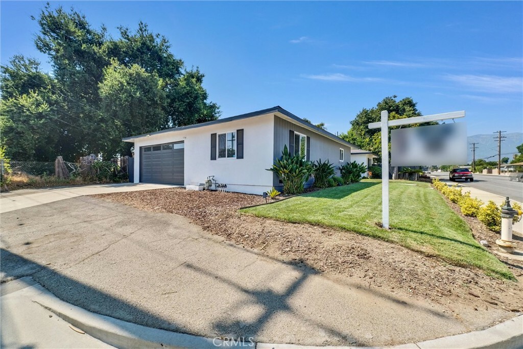 Property Photo:  1107 N San Antonio Avenue  CA 91762 