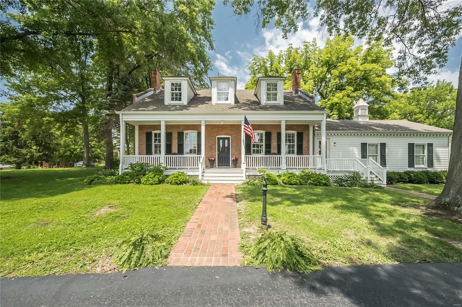 Property Photo: 400 Hackmann Lane MO 63141