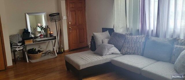 731 Schuyler Avenue 1  Lyndhurst NJ 07071 photo