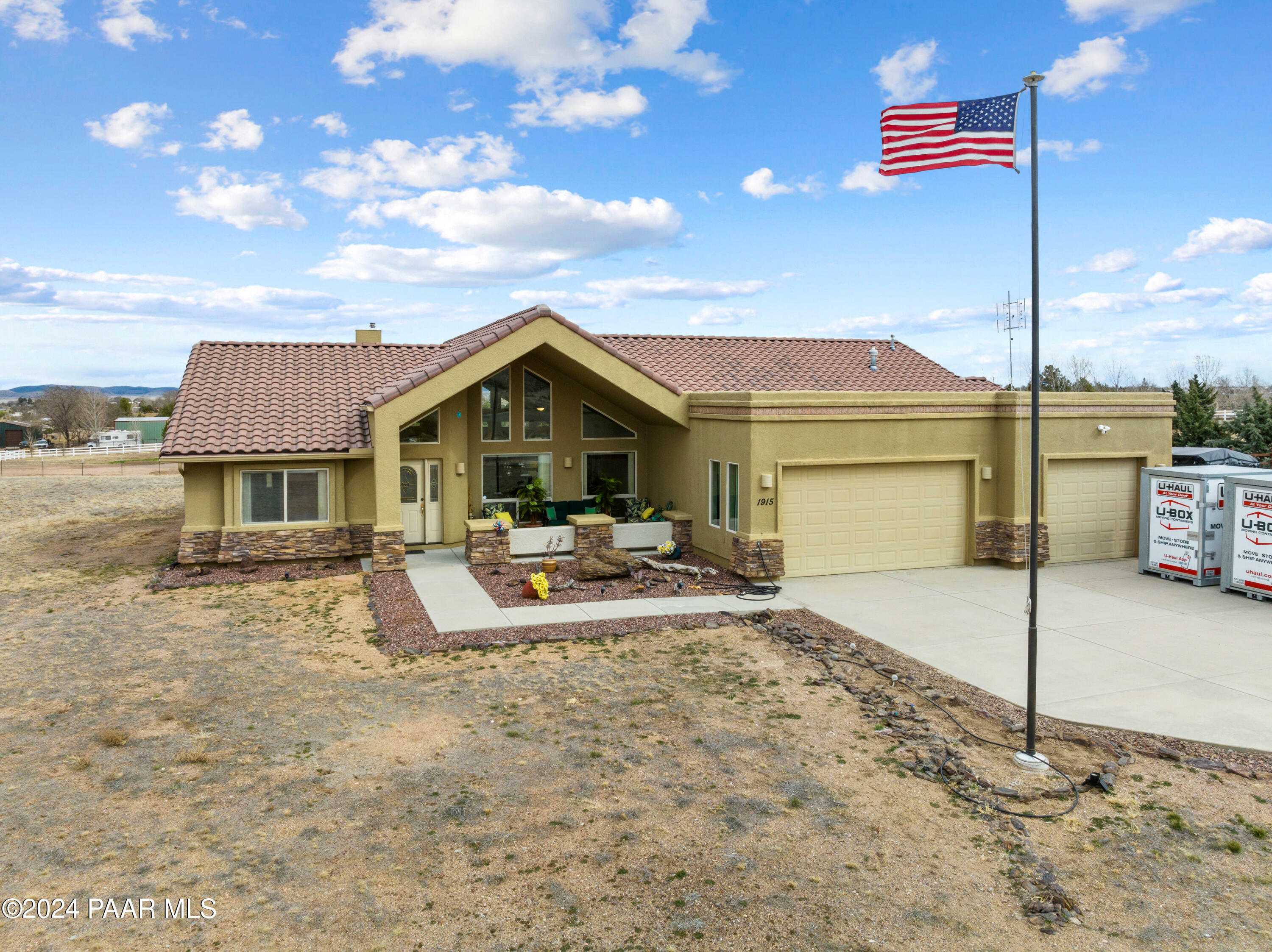 Property Photo:  1915 N Windsong Way  AZ 86323 