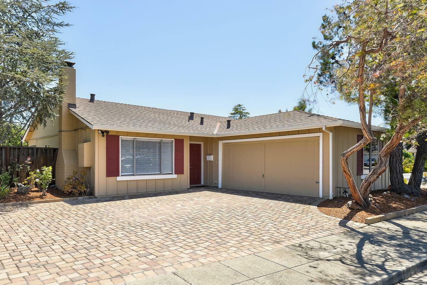 Property Photo:  320 Bodega Street  CA 94404 