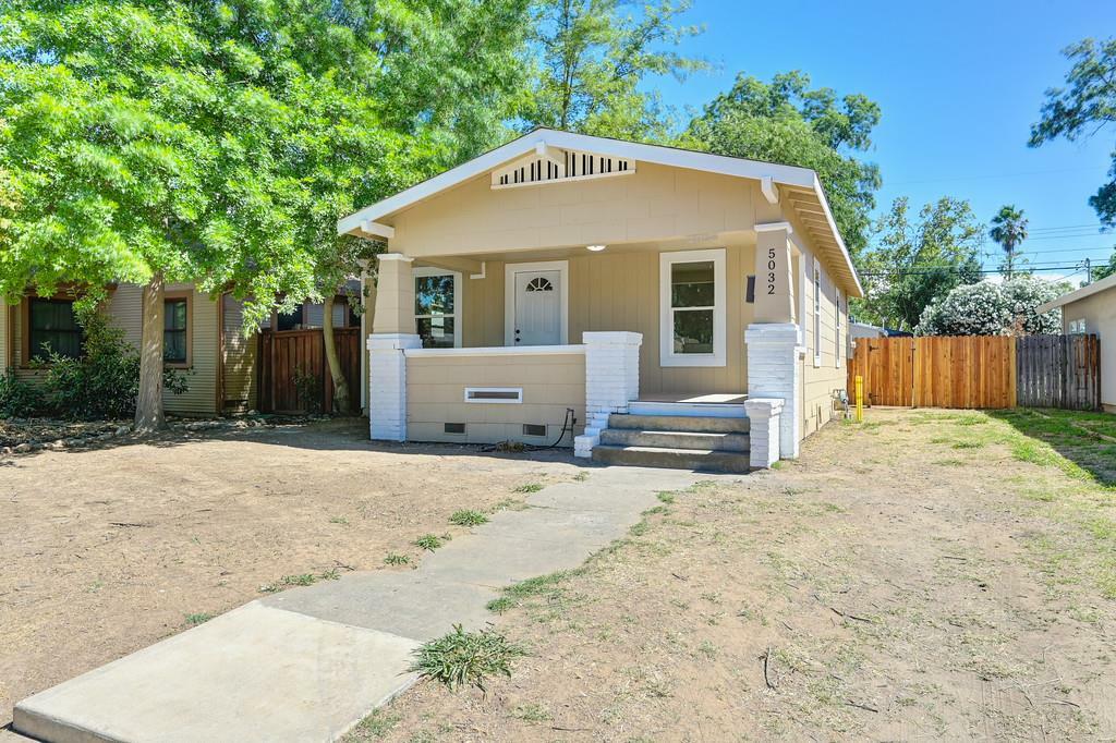 Property Photo:  5032 11th Avenue  CA 95820 