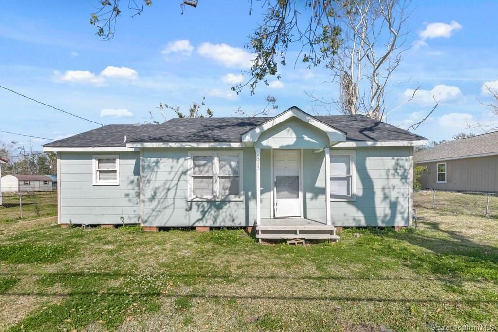 Property Photo:  813 Tallow Road  LA 70607 