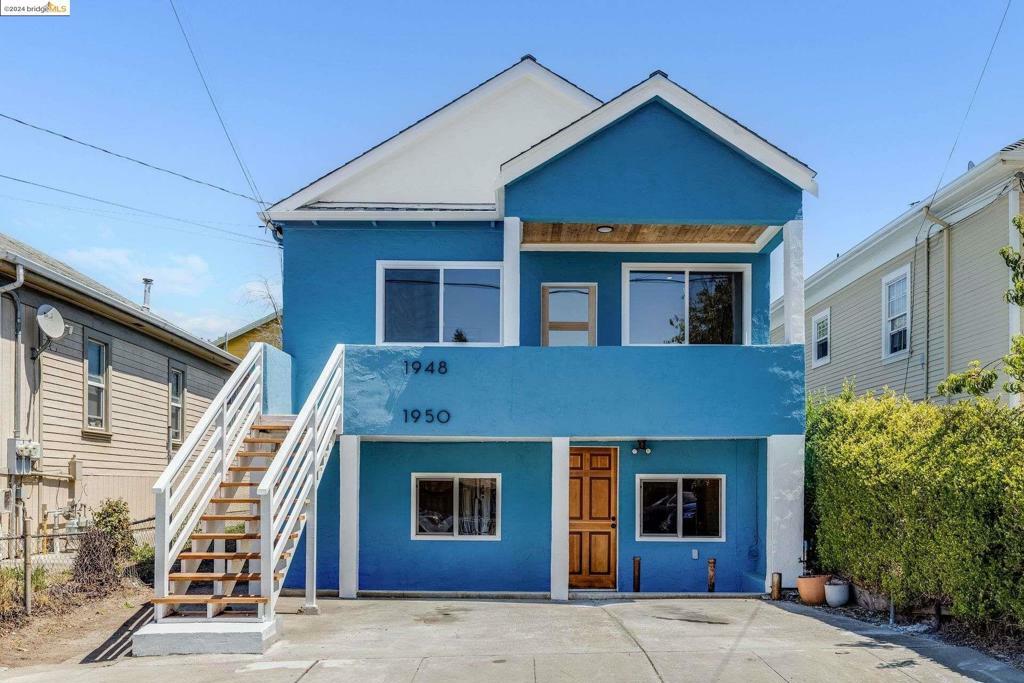 Property Photo:  1948 E 25th St  CA 94606 