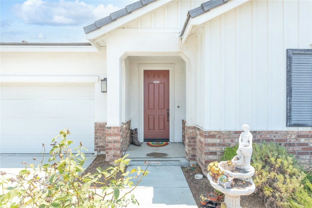 Property Photo:  33688 E Harvest Way  CA 92595 