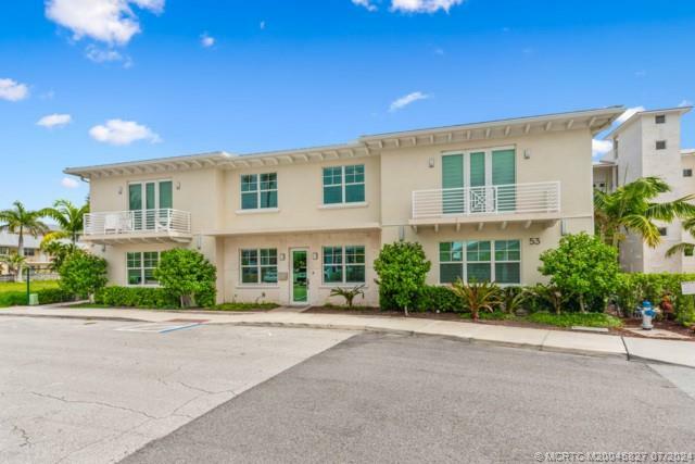 Property Photo:  53 SE Seminole Street 2B  FL 34994 