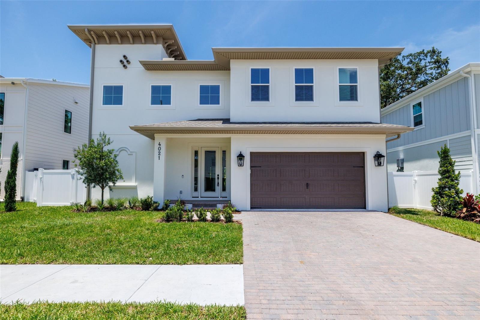Property Photo: 4021 W Santiago Street FL 33629