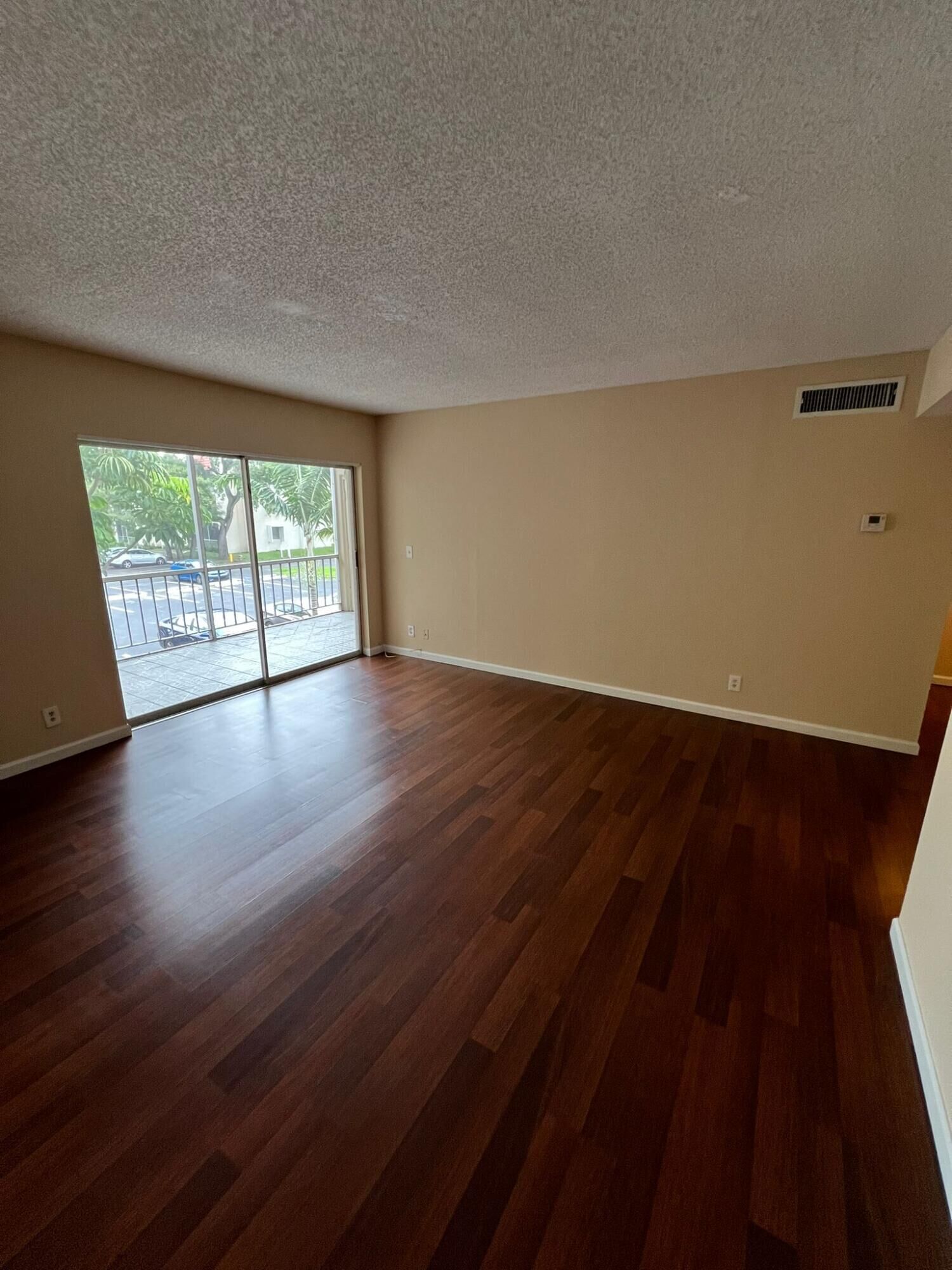Property Photo:  632 NW 13th Street 25  FL 33486 