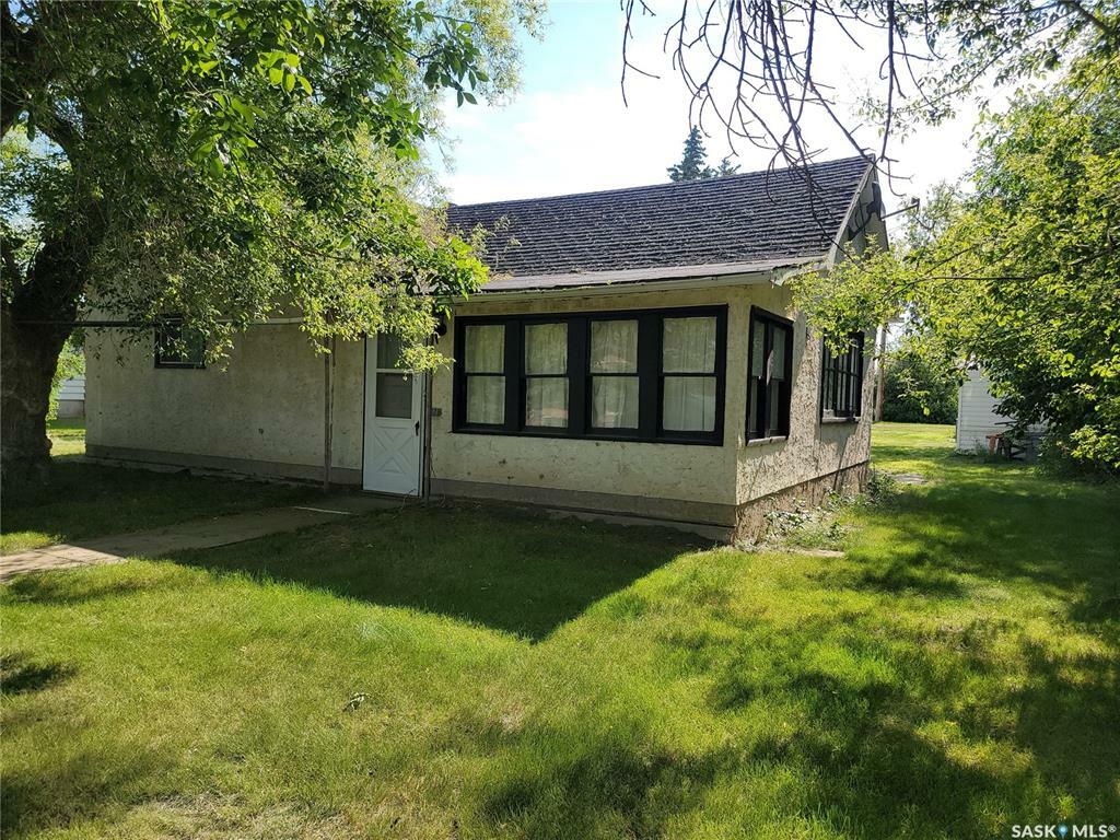 Photo de la propriété:  202 Irvine Street  SK S0M 0N0 