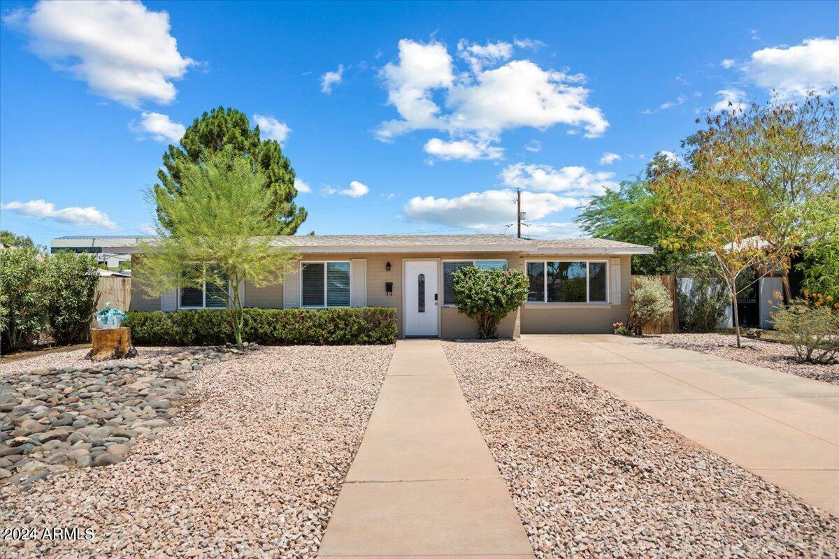 Property Photo:  2704 E Fairmount Avenue  AZ 85016 