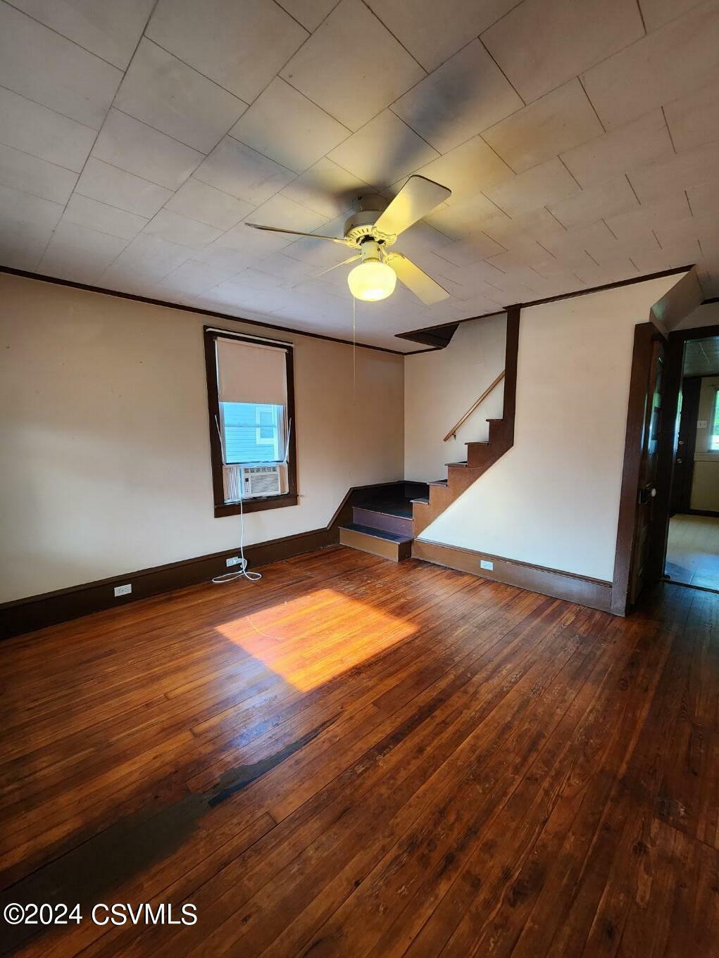 Property Photo:  1811 Main Street  PA 17815 