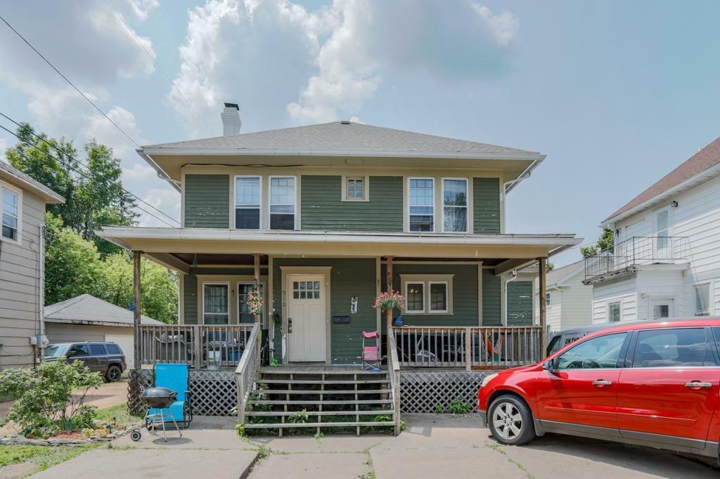 Property Photo:  910 North 7th Street  WI 54403 