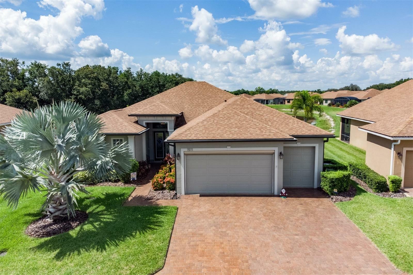 Property Photo:  1511 Riviera Court  FL 33884 