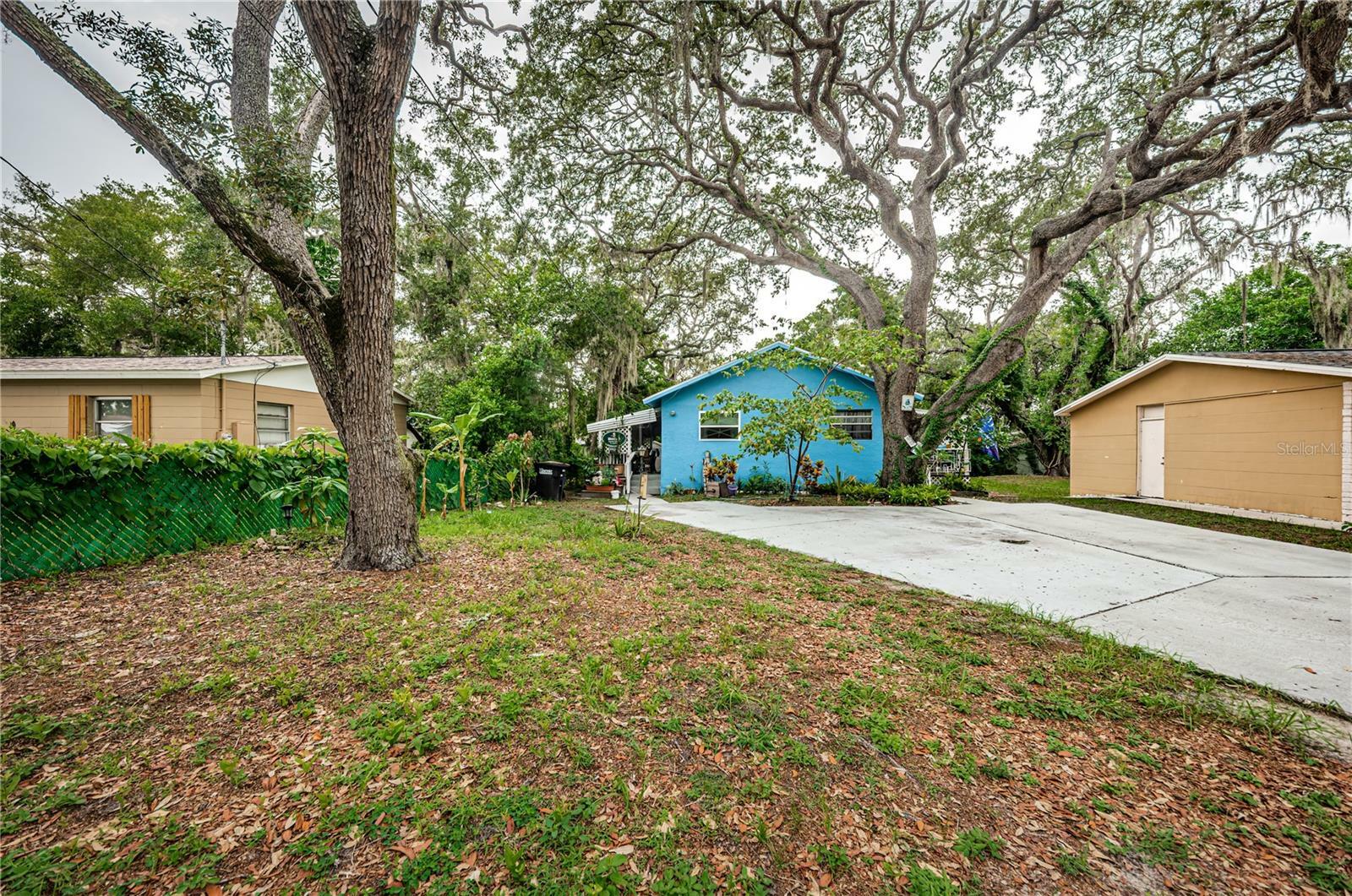 Property Photo:  1384 S Madison Avenue  FL 33756 