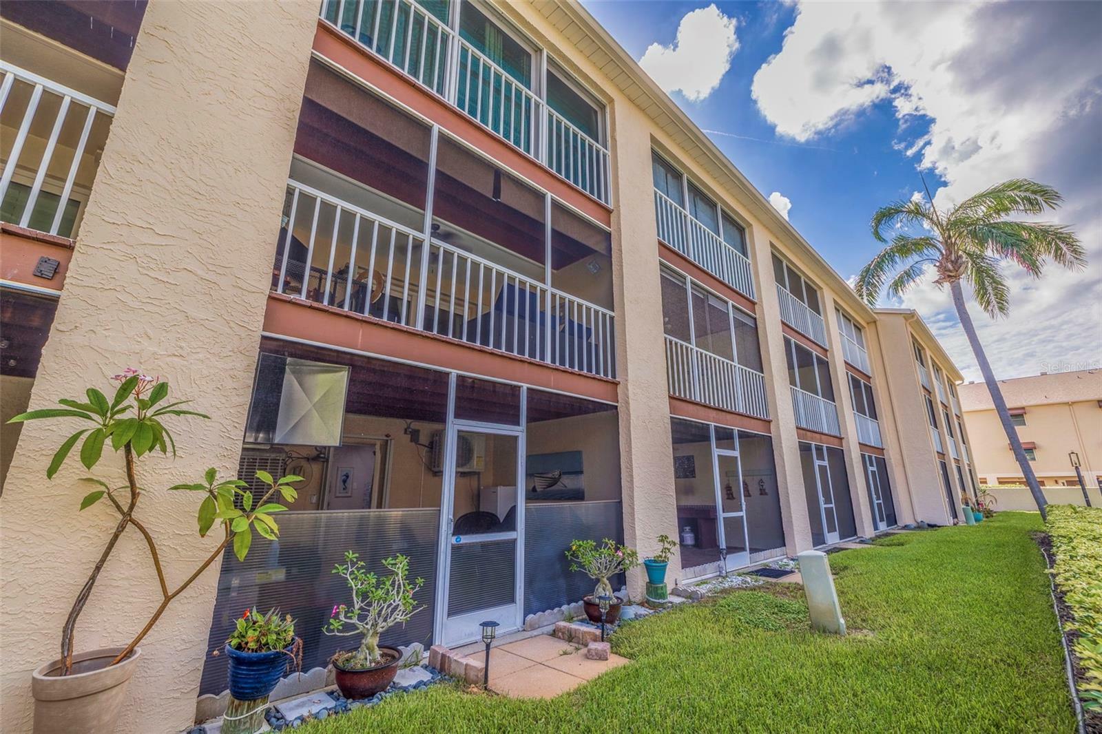 Property Photo:  465 Pinellas Bayway S 307  FL 33715 