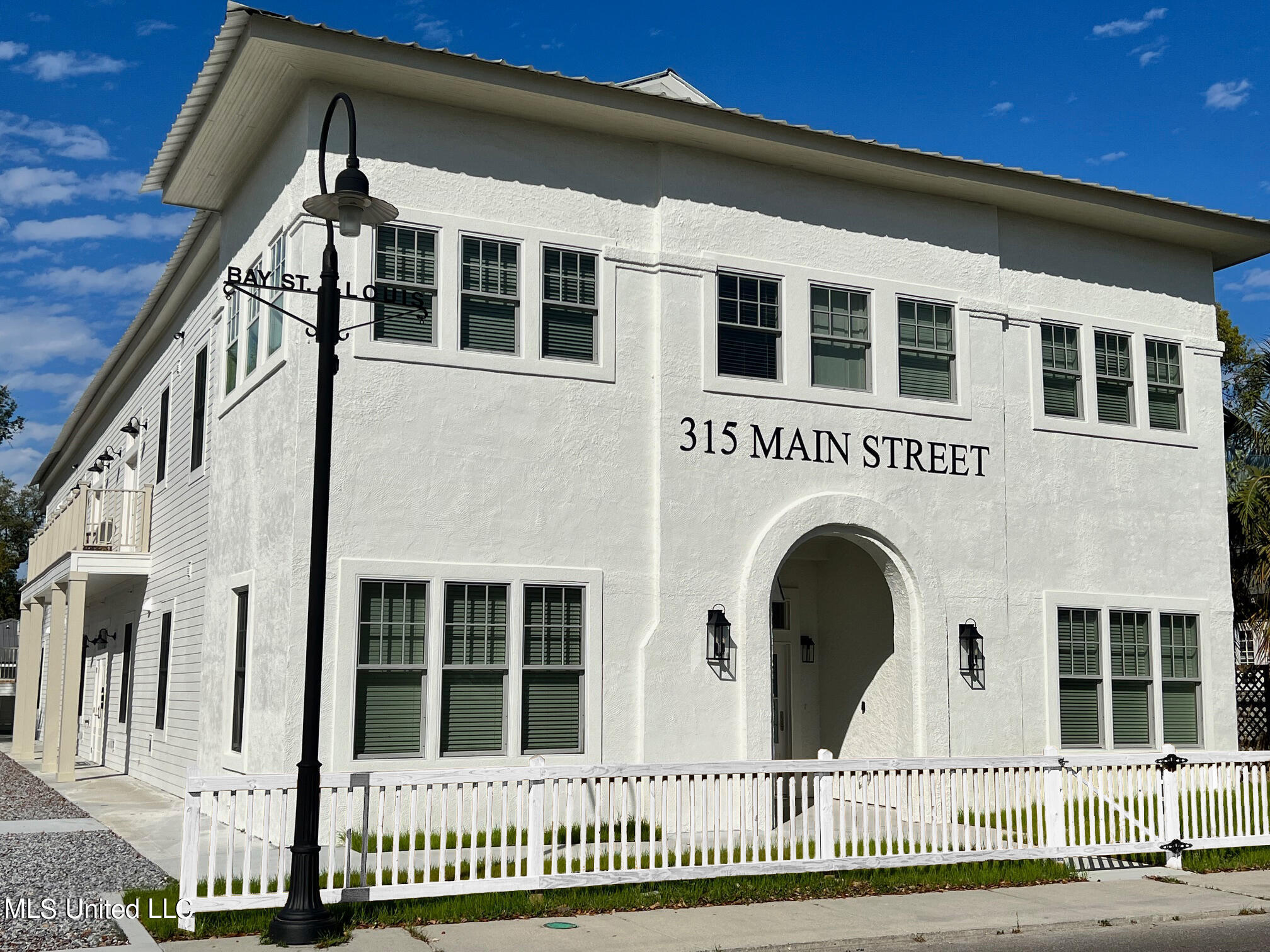 Property Photo: 315 Main Street MS 39520