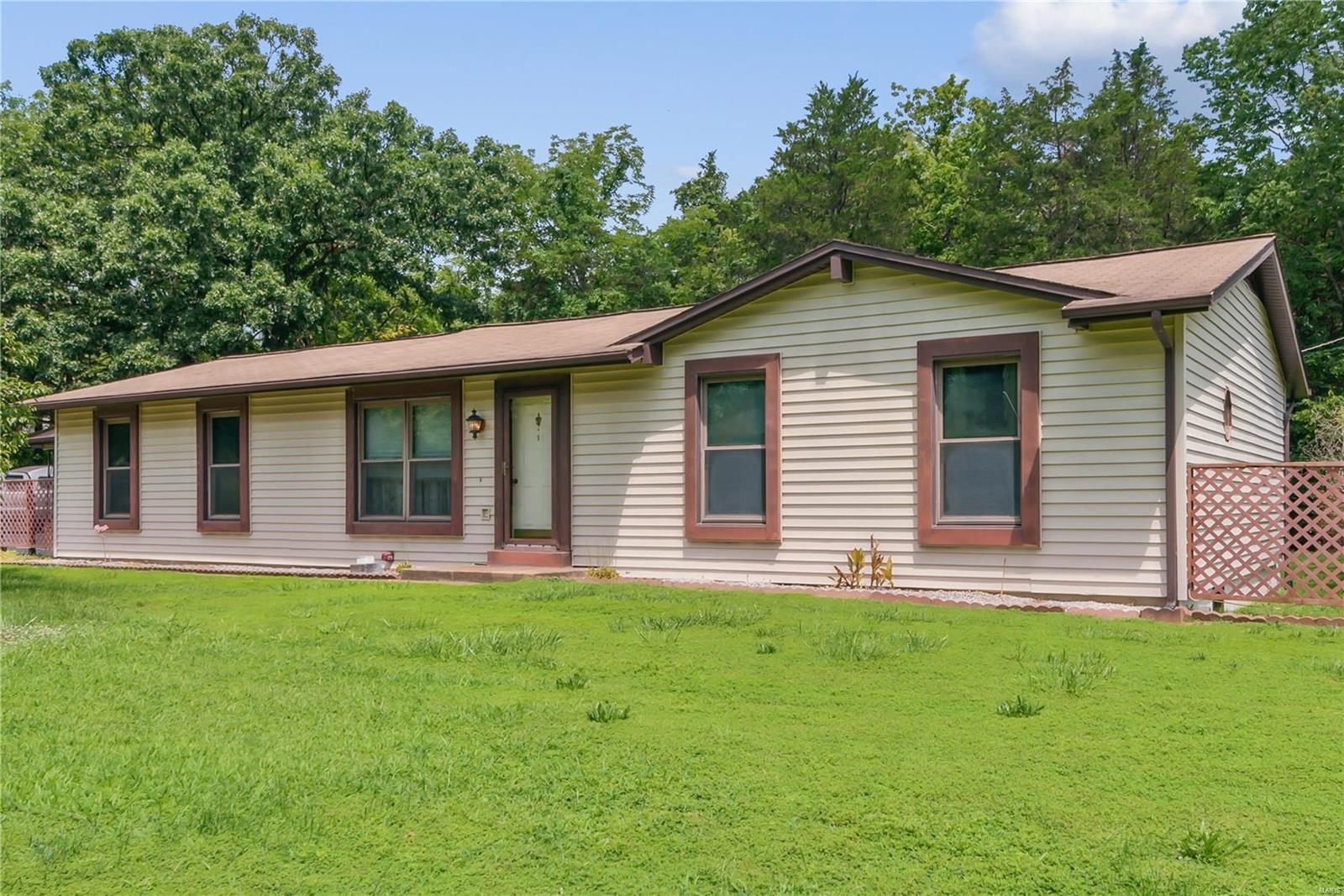 Property Photo: 1 Laura Lane MO 63028