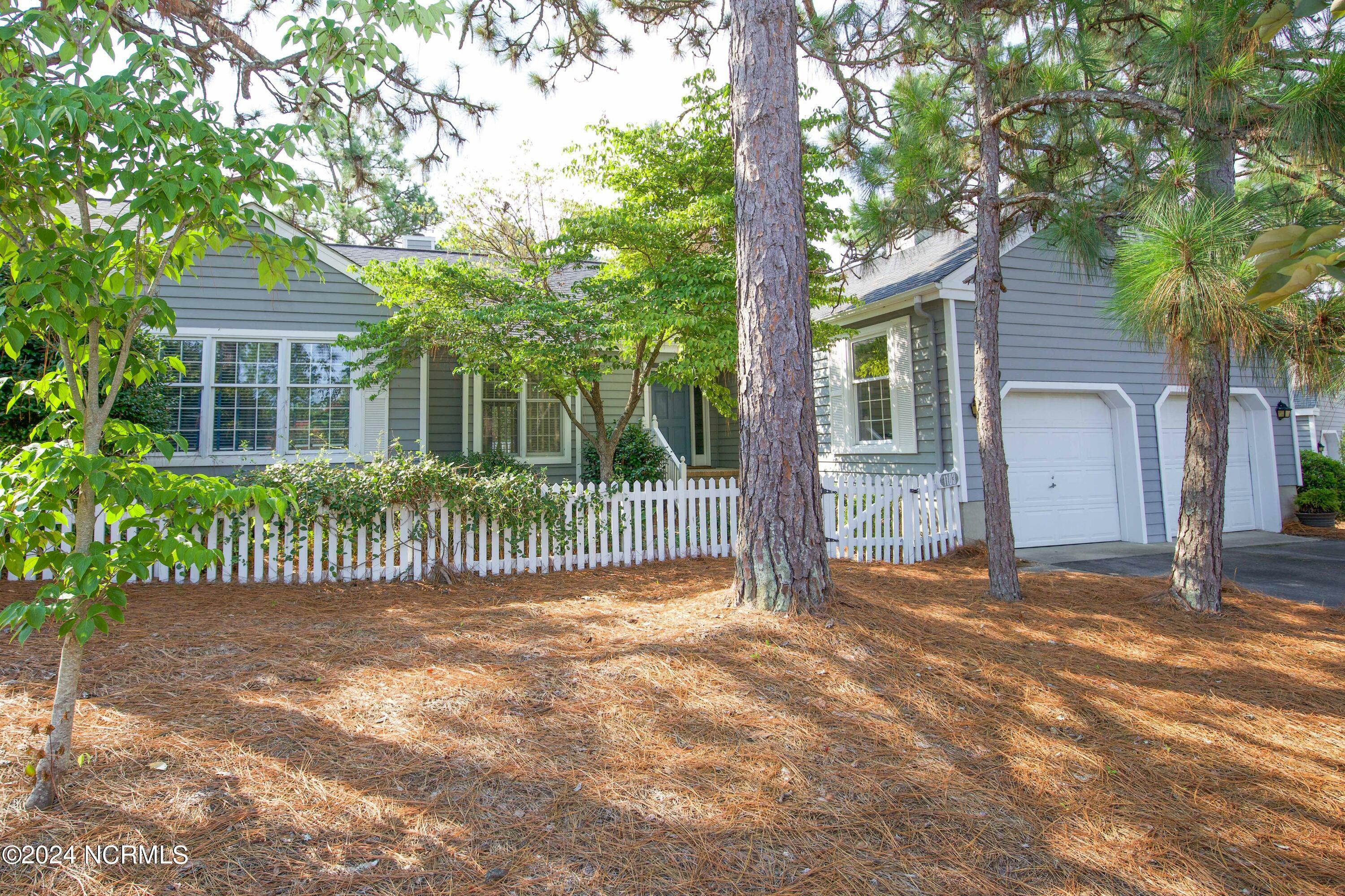 Property Photo:  1103 Mt Washington Circle  NC 28374 