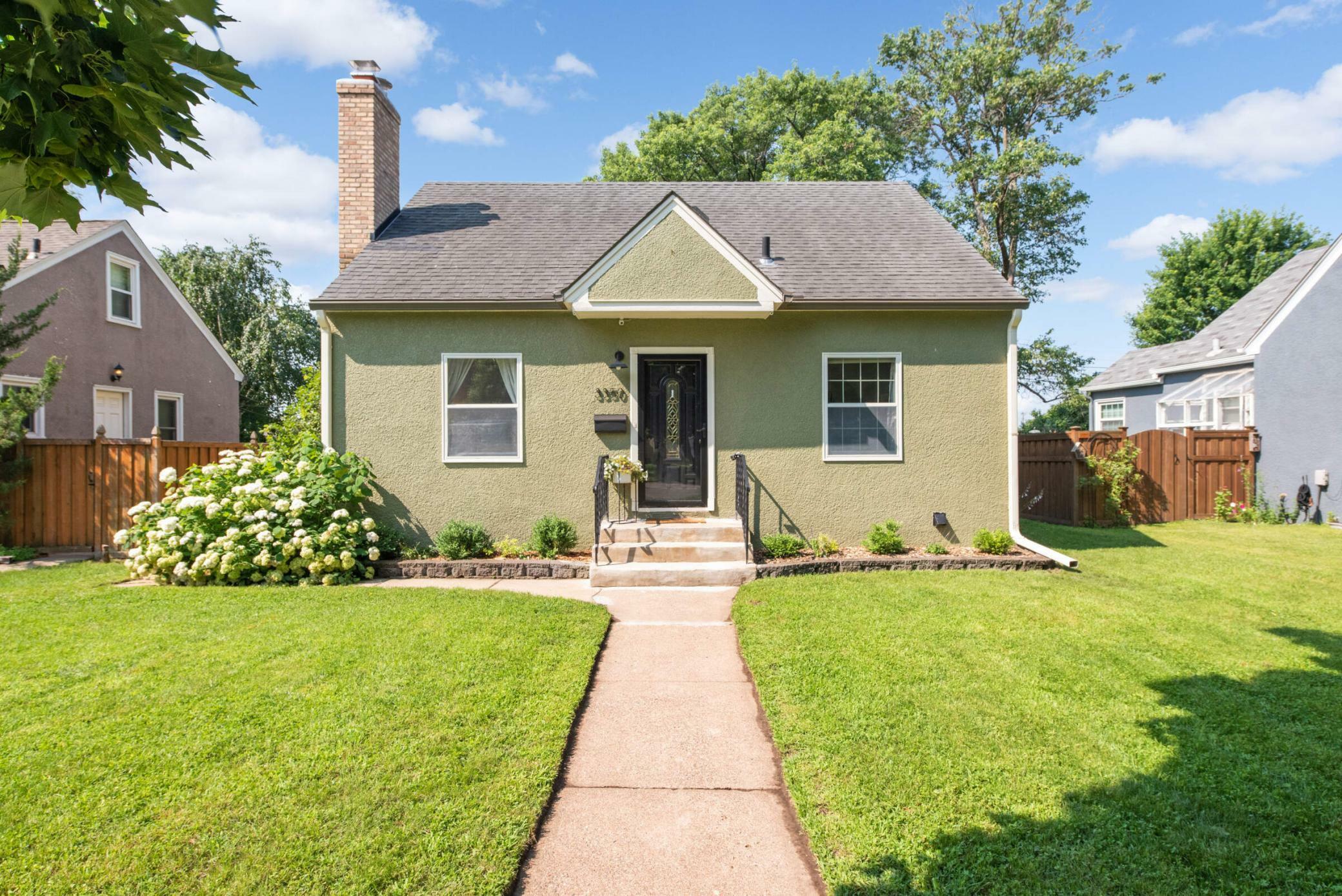 Property Photo:  3350 Brownlow Avenue  MN 55426 