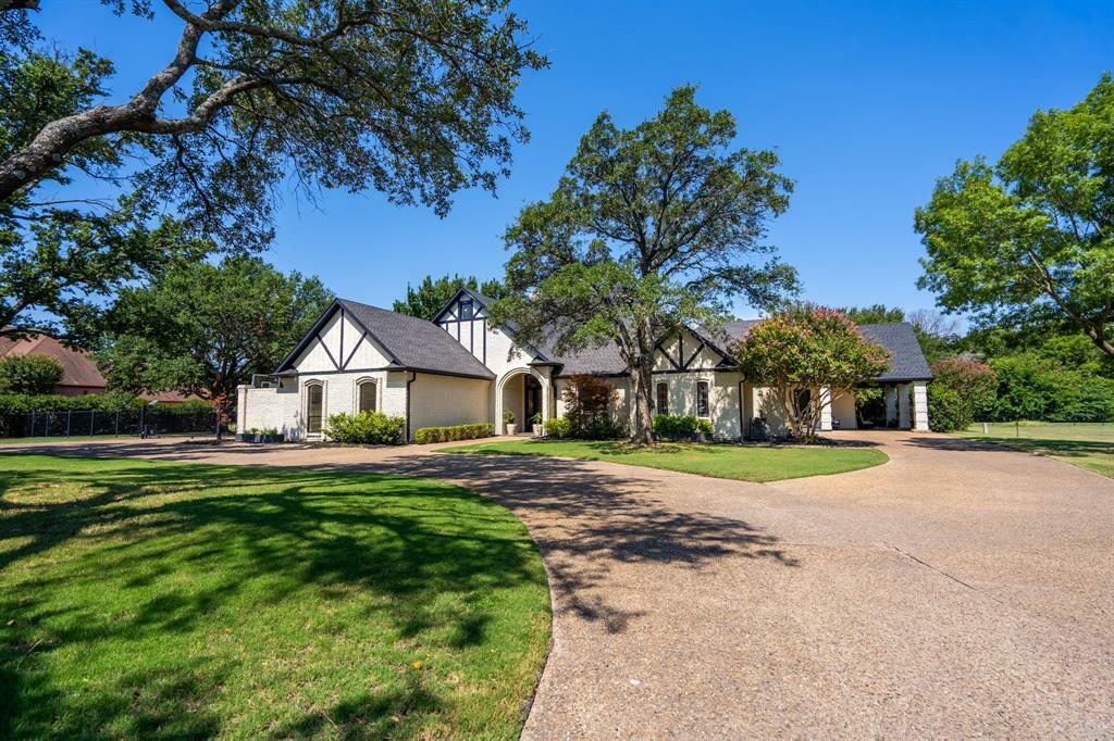 Property Photo:  3 Meadowlake Drive  TX 75032 