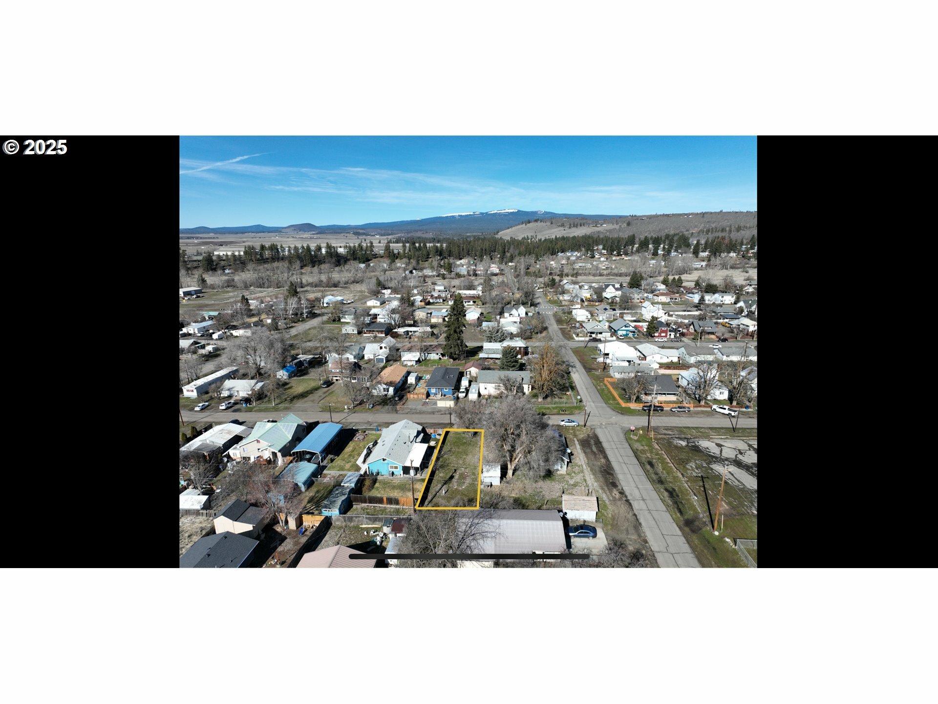 Property Photo: 500 W Court St WA 98620