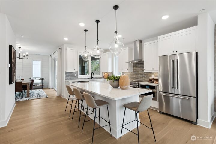 Property Photo:  12335  138th Place NE 106  WA 98052 