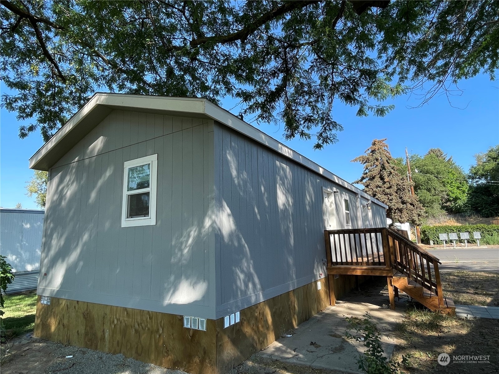 Property Photo:  1060 N Wenas Road 9  WA 98942 