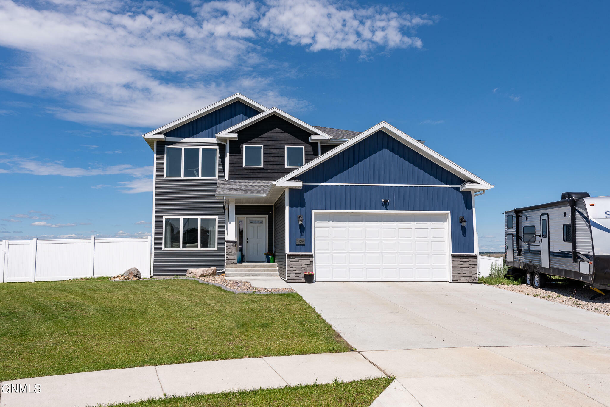 Property Photo:  1124 Lakota Place NE  ND 58554 