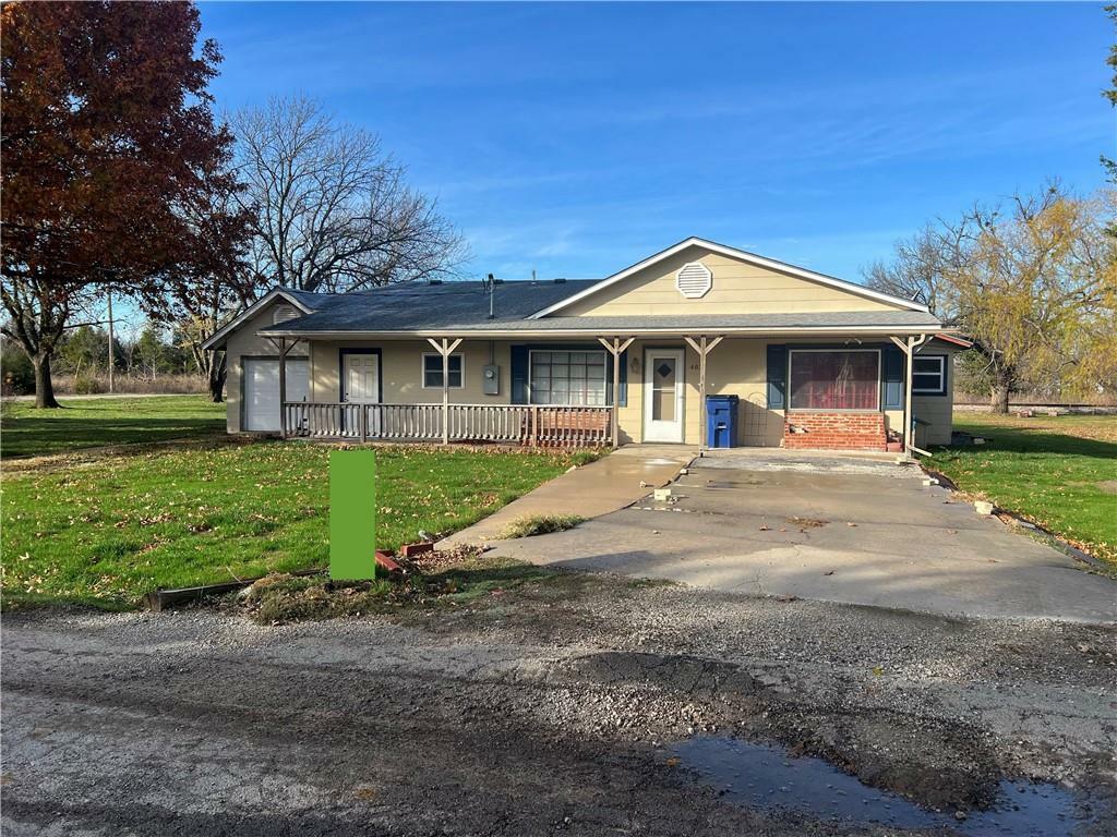 403 N Foreman Street  Caney KS 67333 photo