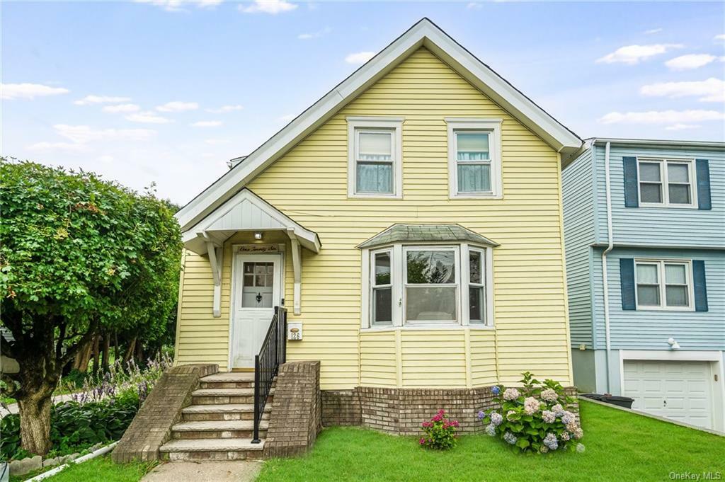 Property Photo:  126 Florence Street  NY 10543 