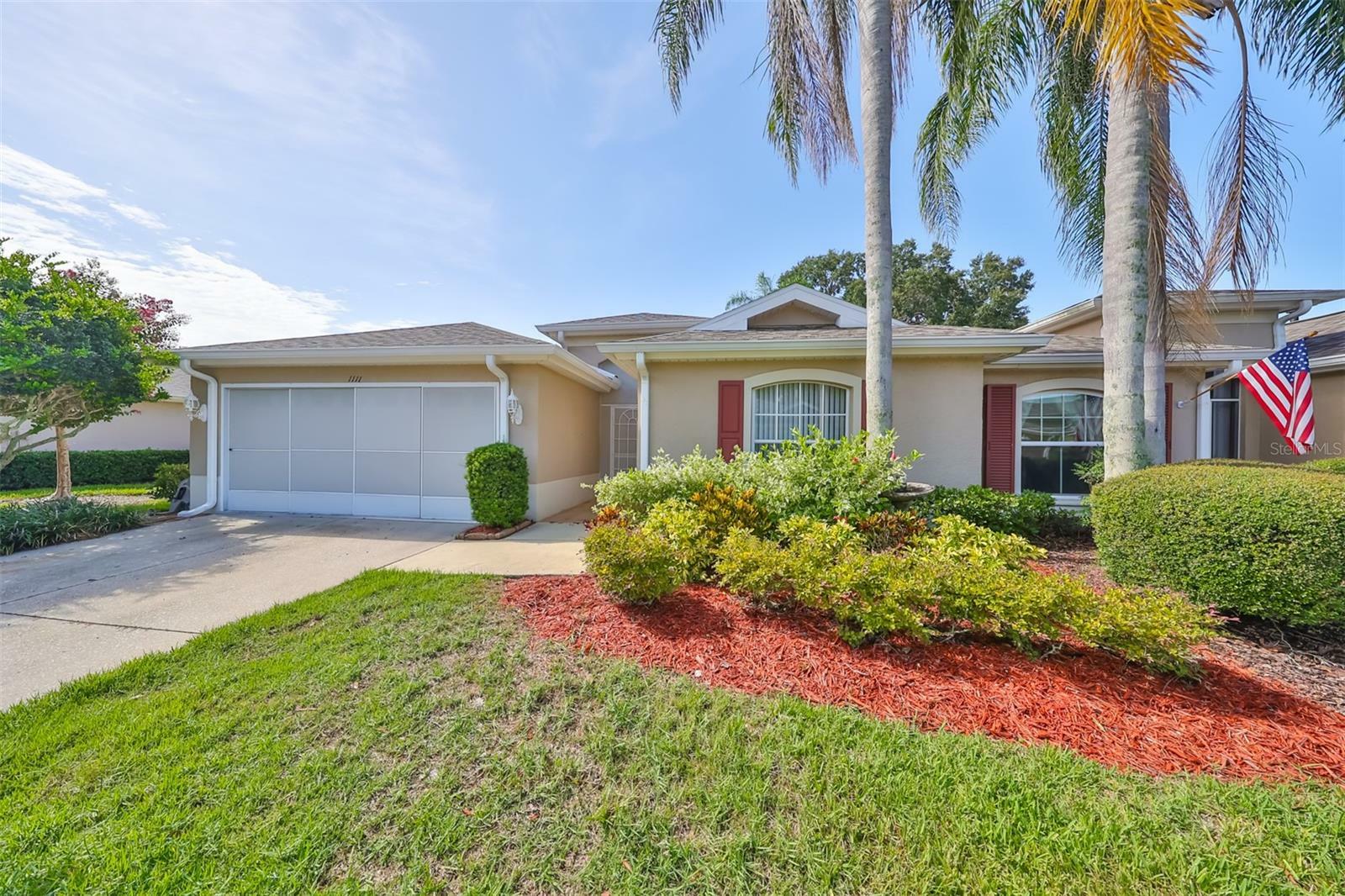 Property Photo:  1111 Corinth Greens Drive  FL 33573 