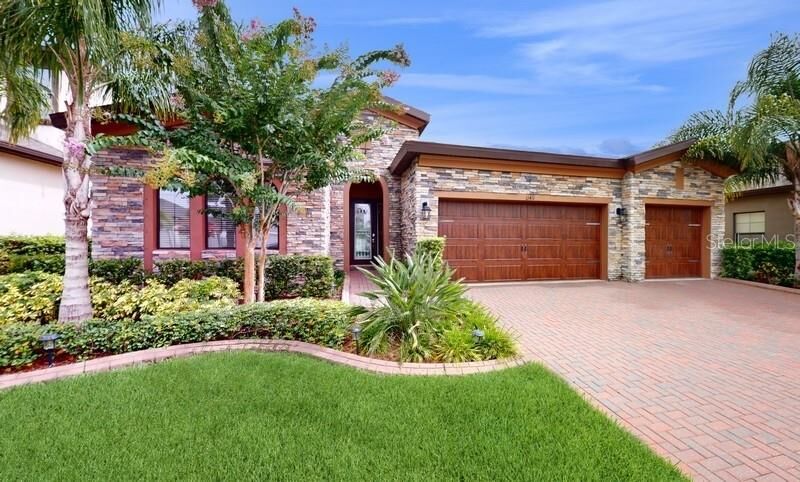 Property Photo: 11411 Drifting Leaf Drive FL 33579