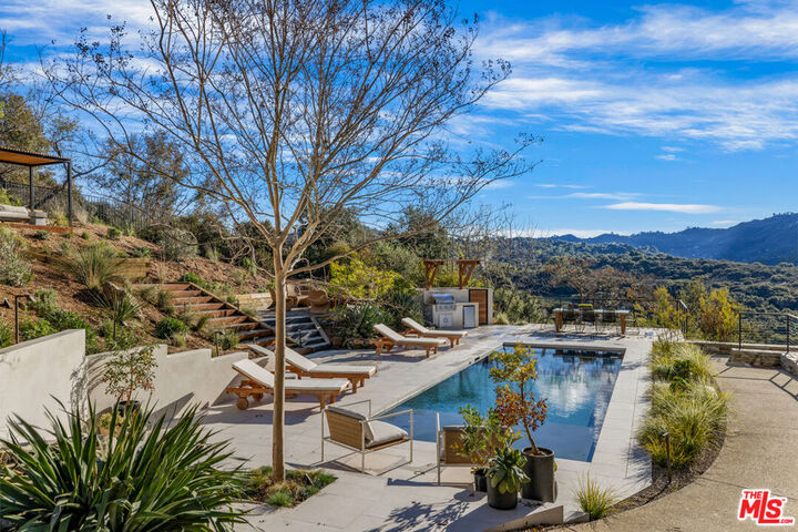 Property Photo:  20711 Hillside Drive  CA 90290 