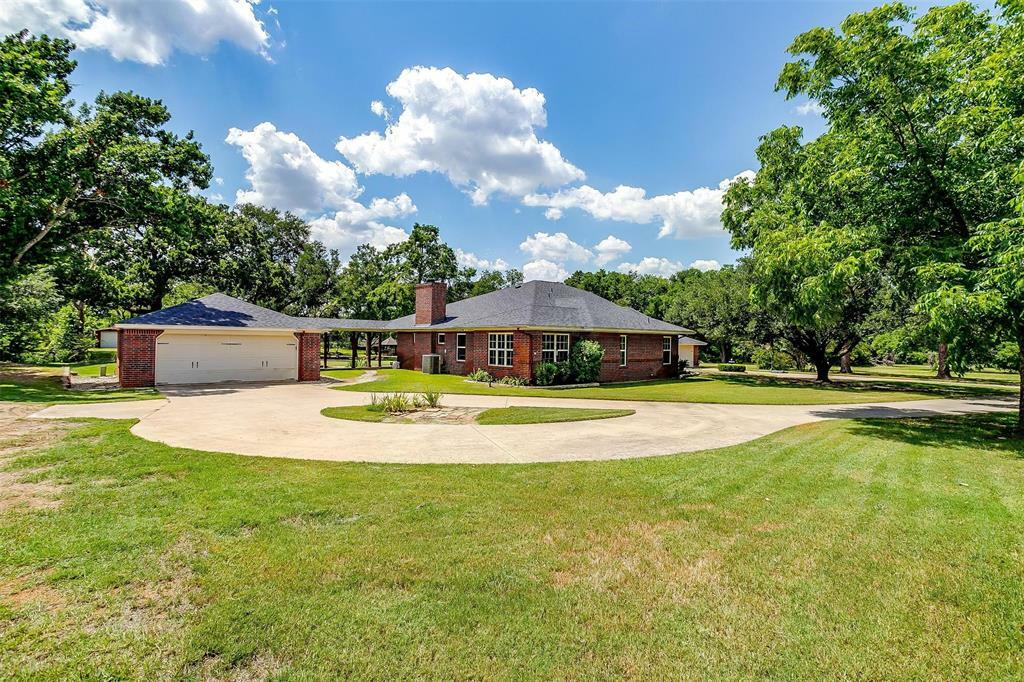 Property Photo:  2031 Callender Road  TX 76063 