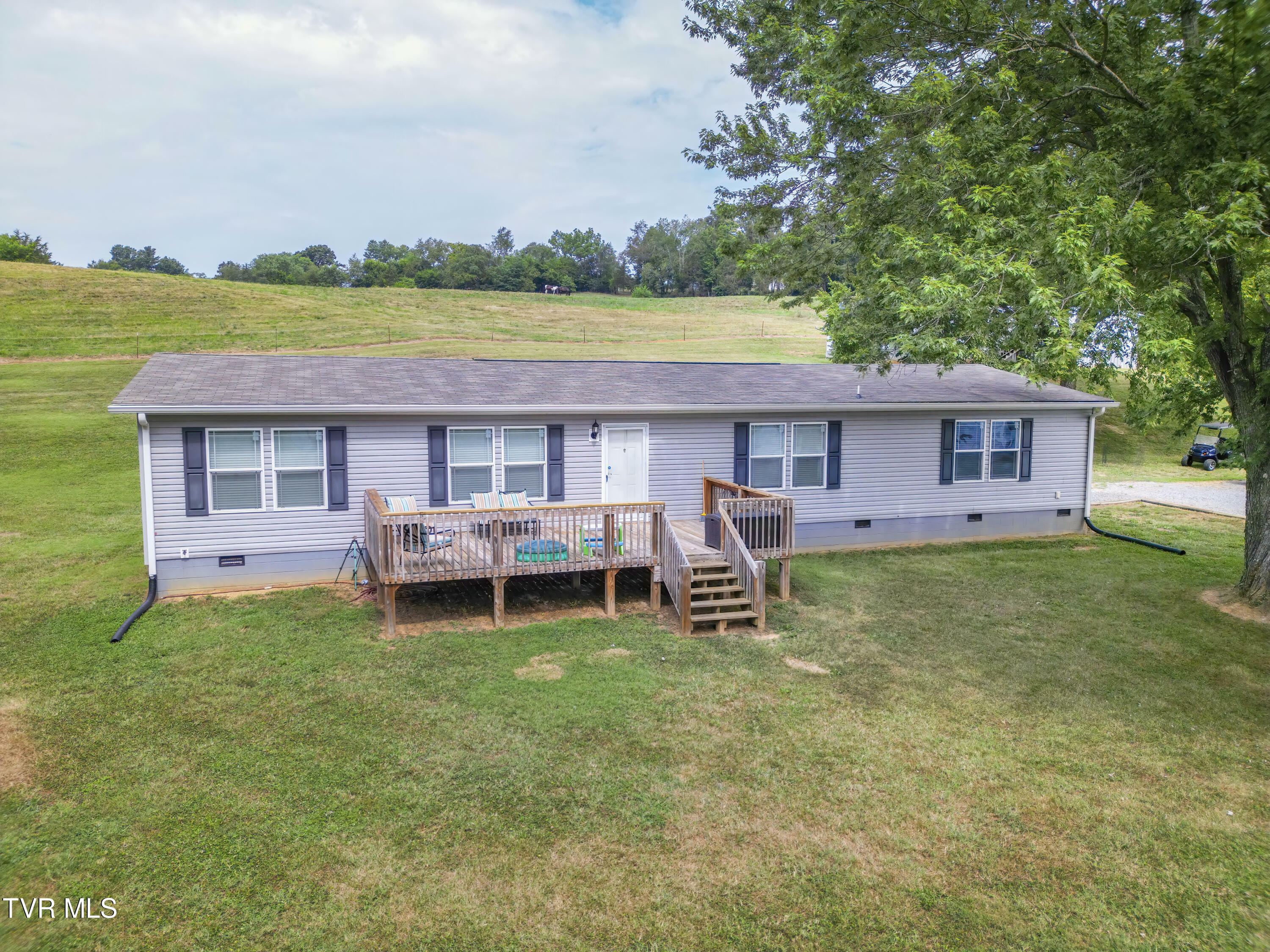 Property Photo:  90 Darnell Road  TN 37743 