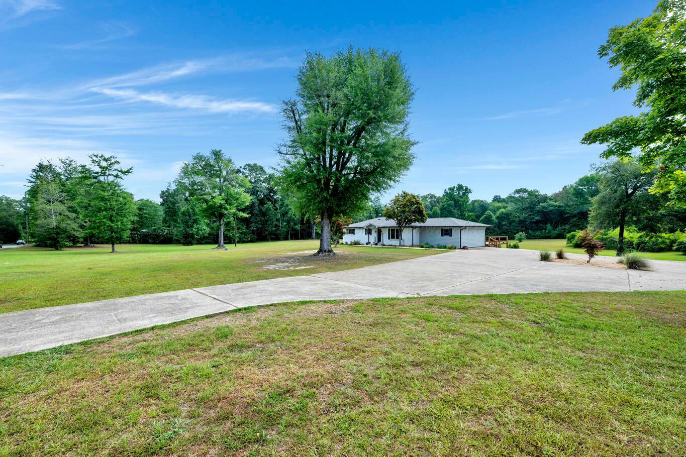 Property Photo:  3101 N Airport Rd  AL 35504 