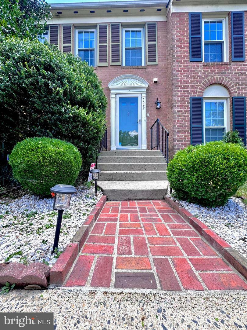 5629 Ridge View Drive  Alexandria VA 22310 photo