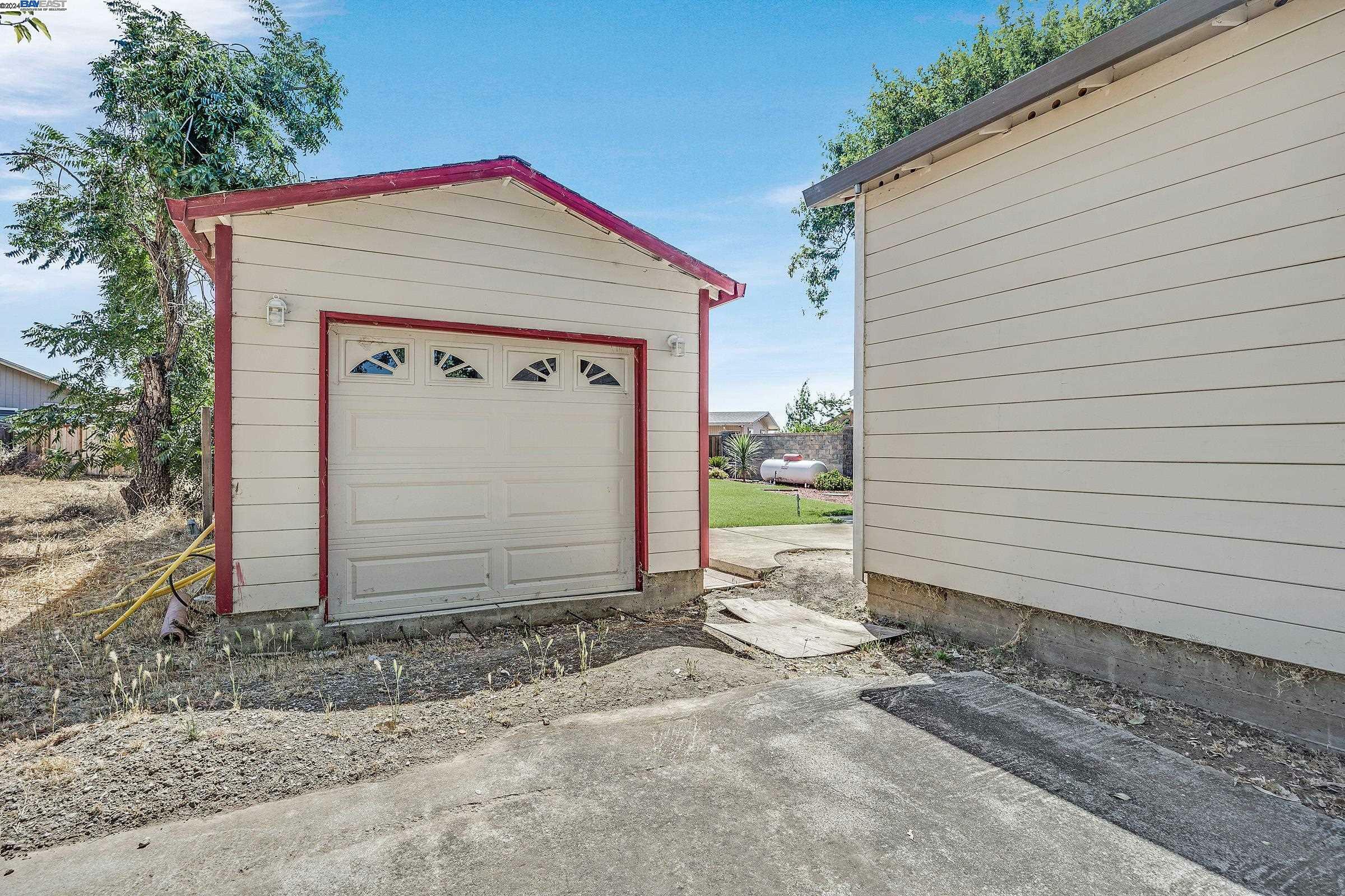 Property Photo:  3121 Knightsen Ave  CA 94548 