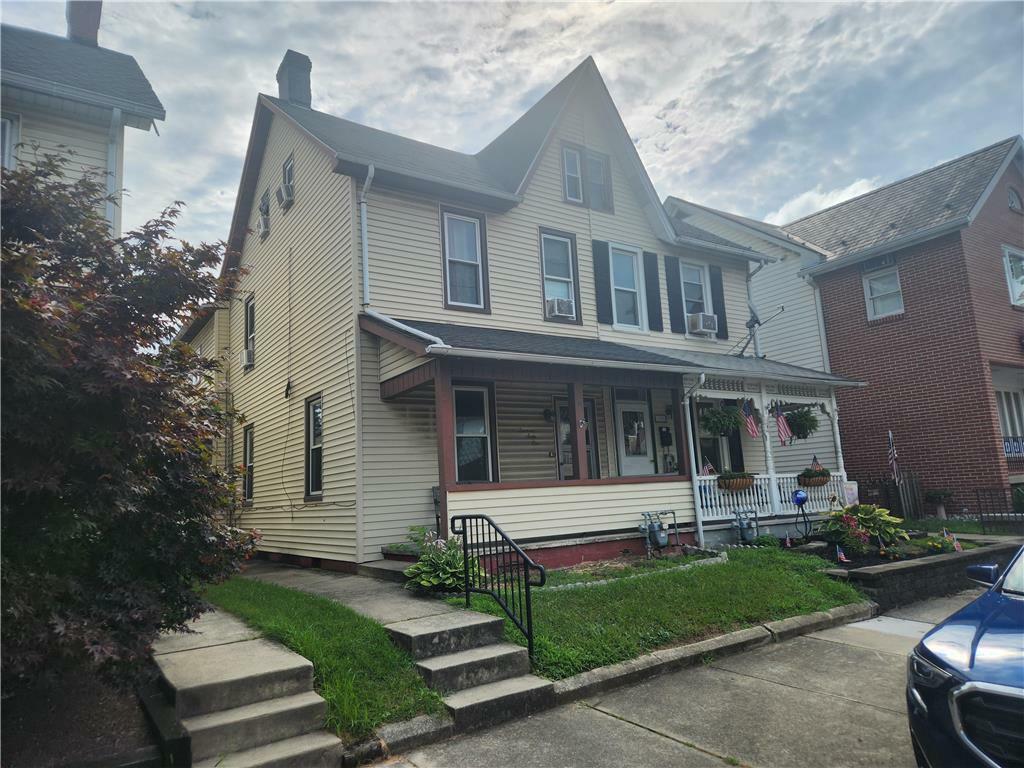 Property Photo:  1361 Main Street  PA 18067 