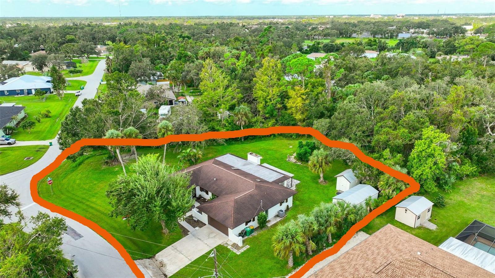 Property Photo:  1371 Mohawk Drive  FL 33952 