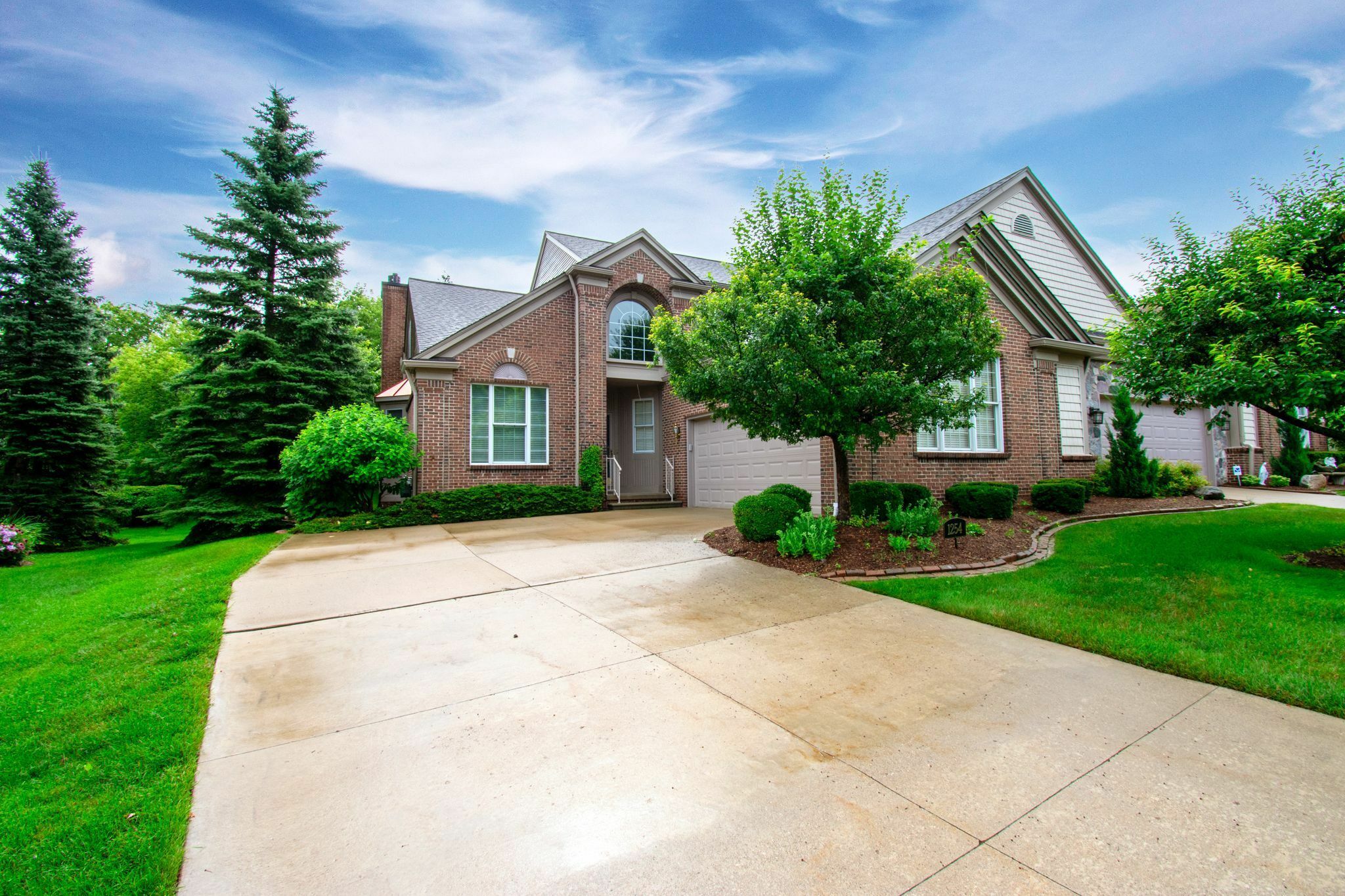 Property Photo:  1254 Rock Valley Drive  MI 48307 6030 