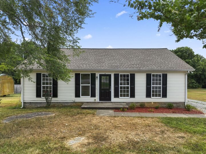 103 Fairway Grn  Shelbyville TN 37160 photo