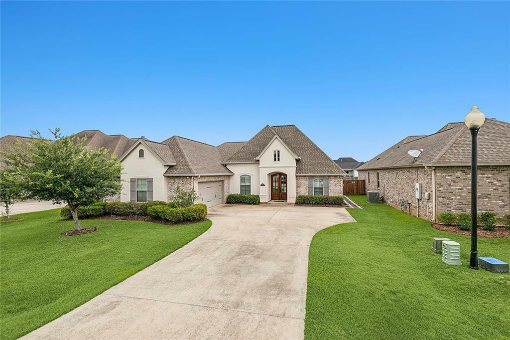 Property Photo:  1036 Cypress Crossing Drive  LA 70447 