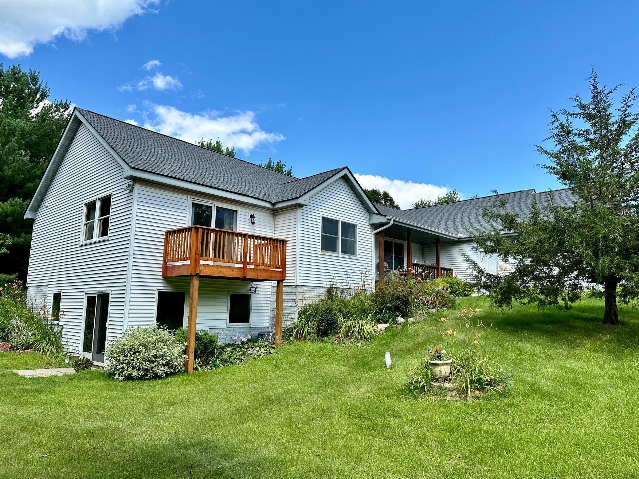 Property Photo:  881 Willow River Drive  WI 54016 