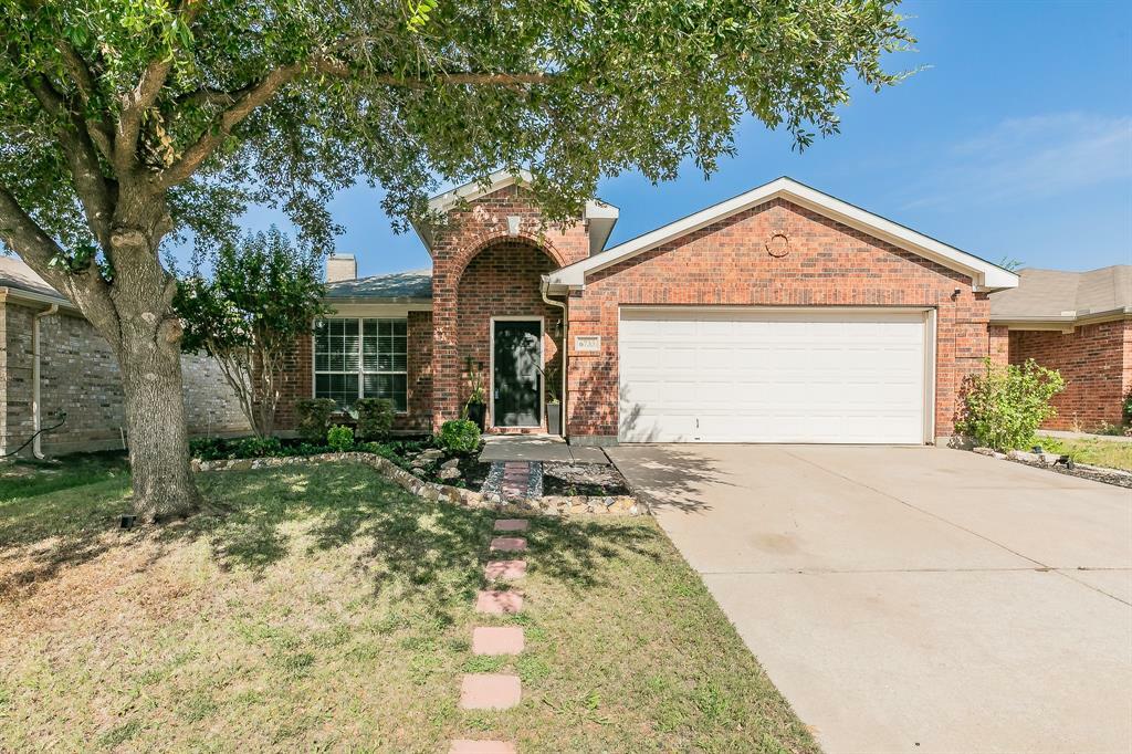 Property Photo:  6733 Friendsway Drive  TX 76137 